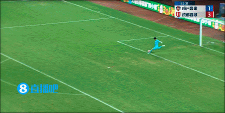 青年球员突破记录，引起球队注意